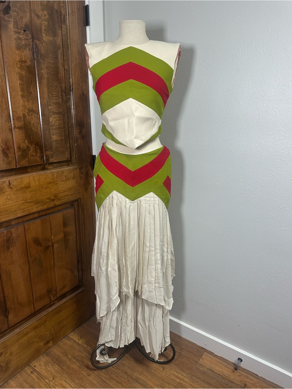 GUCCI Cream Maxi Dress with Olive Green & Red Chevron Accents